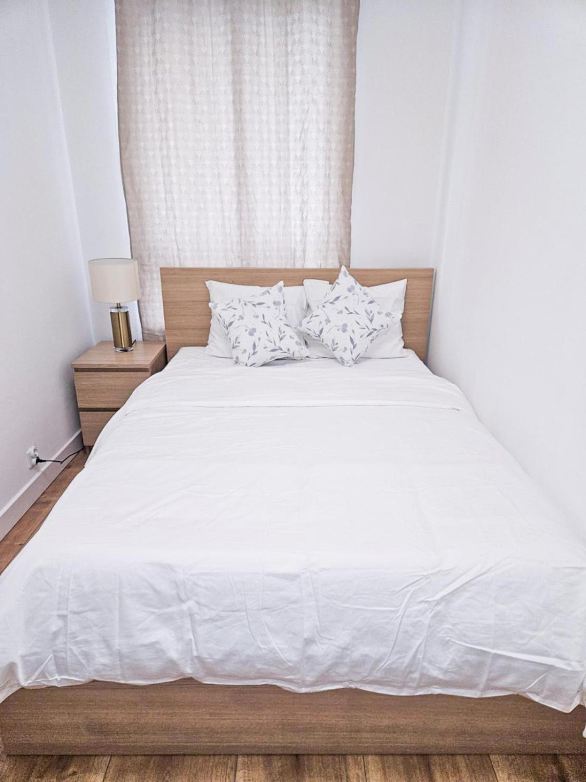 Elegant Two-Room Apartment, Sleeps 4, Near Turon Arena, With Balcony 크라쿠프 외부 사진