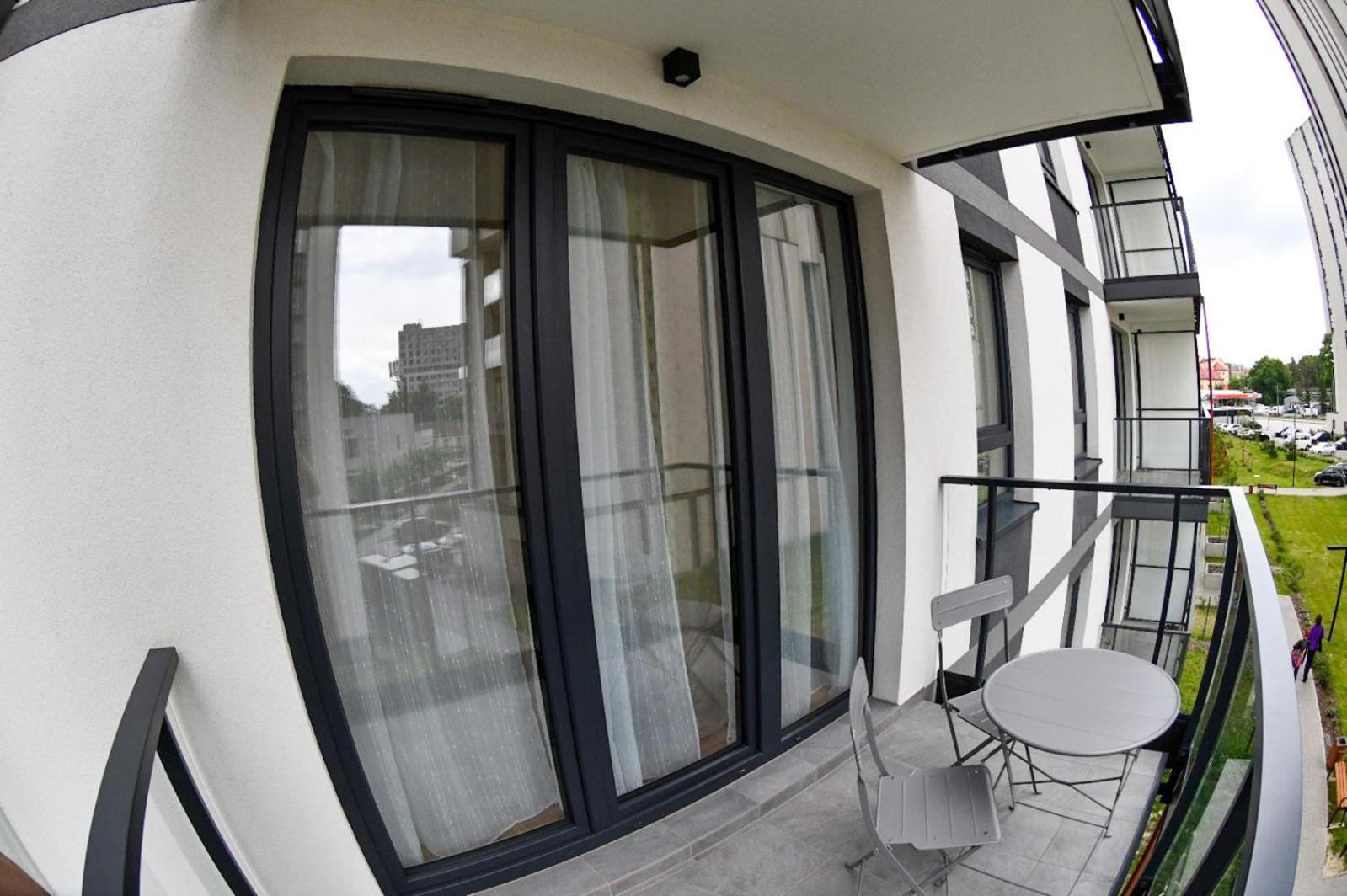 Elegant Two-Room Apartment, Sleeps 4, Near Turon Arena, With Balcony 크라쿠프 외부 사진